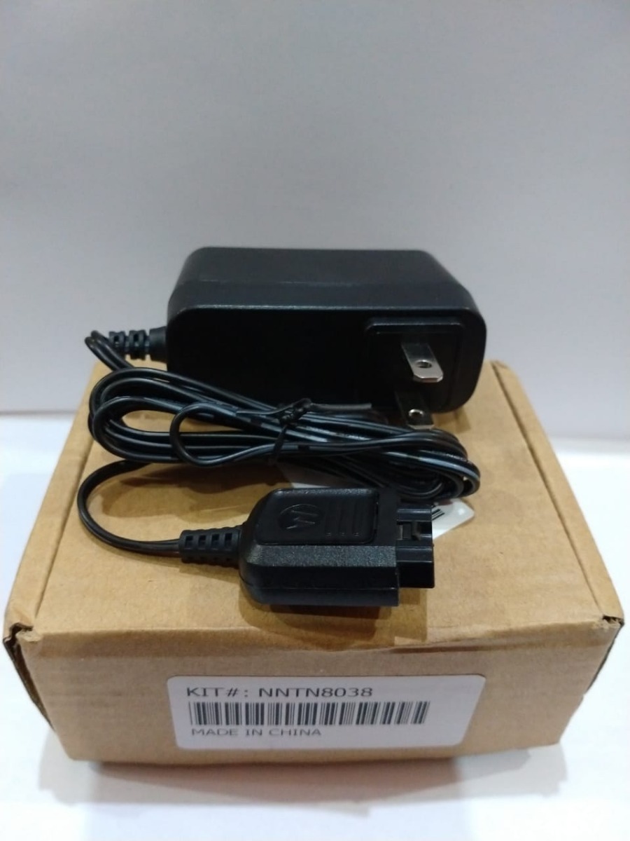 Cargador individual Motorola NNTN8038A para radio MTP3250